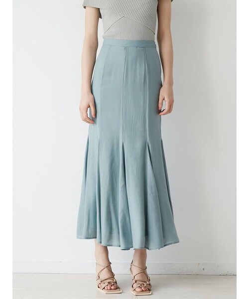 ボリュームマチスカート