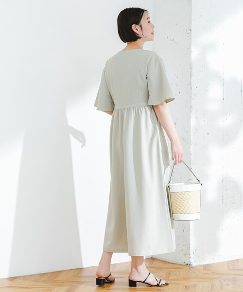 URBAN RESEARCH ROSSO（アーバンリサーチロッソ）の「『UR TECH DRYLUXE』F by ROSSO　ウエストマークワンピース（ワンピース・レディース・BEIGE/L/GRAY/NAVY・36/38）」の16枚目の写真