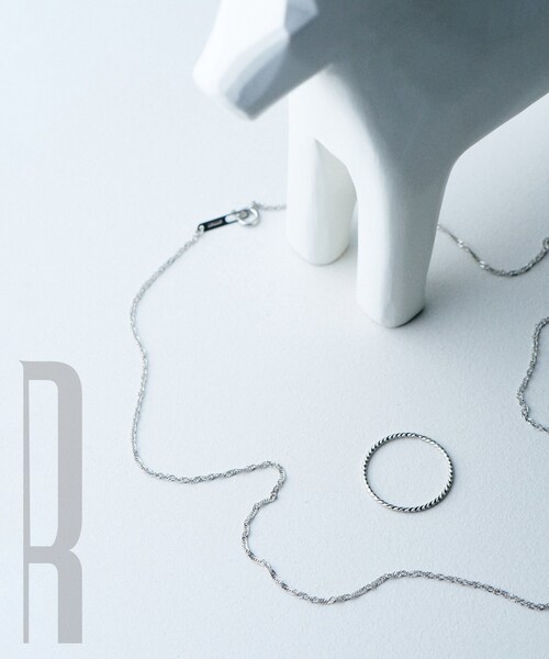 ROPE'(ロペ)の「【Lulu】R(ロペ アール)PT スクリューチェーンショートネックレス(ネックレス・レディース・シルバー系・F)」の3枚目の写真