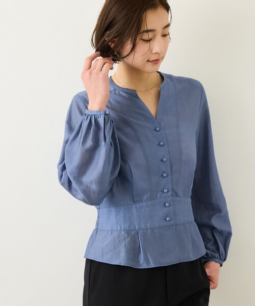 ROPE'（ロペ）の「カールマイヤーウエストタックペプラムブラウス/イージーケア（シャツ/ブラウス・レディース・ブルー系/ピンク系・36/38）」の10枚目の写真