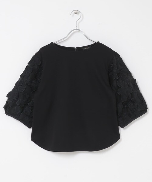 URBAN RESEARCH ROSSO（アーバンリサーチロッソ）の「『WEB限定』フラワードッキングカットソー（Tシャツ/カットソー・レディース・WHITE/BLACK/GRAY/YELLOW・Free）」の8枚目の写真