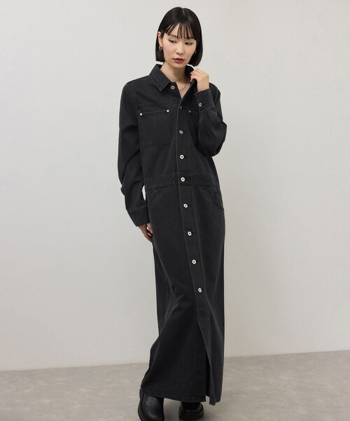 ADAM ET ROPE'(アダムエロペ)の「【WEB限定】デニムシャツロングワンピース(シャツワンピース・レディース・ブラック/ブルー・36/38)」の12枚目の写真