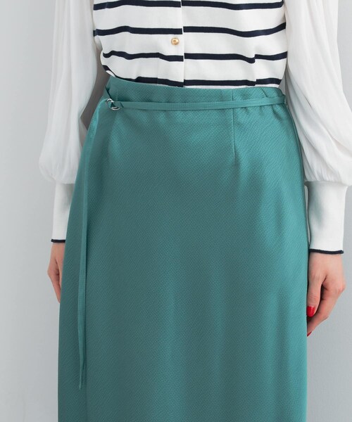 URBAN RESEARCH ROSSO（アーバンリサーチロッソ）の「リップルサテンスカート（スカート・レディース・ivory/emerald・36/38）」の20枚目の写真