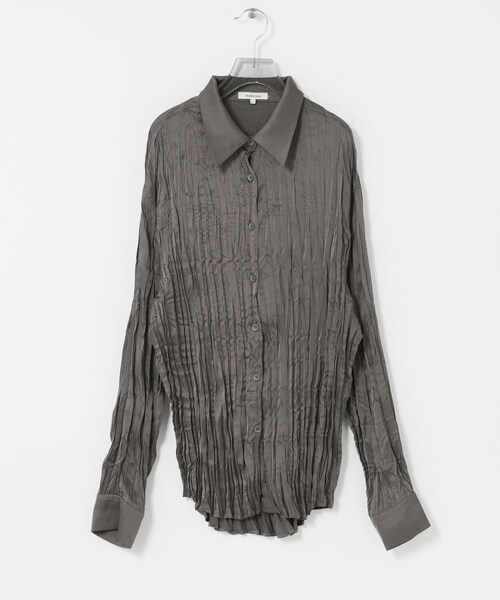 URBAN RESEARCH（アーバンリサーチ）の「Studio Doe　SATIN PLEATED SHIRTS（シャツ/ブラウス・レディース・BLACK/GREY/CREAM・S/M）」の10枚目の写真