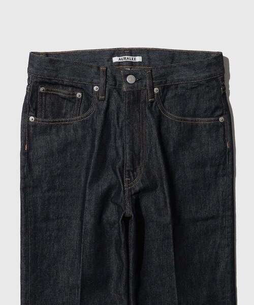 ADAM ET ROPE'(アダムエロペ)の「【AURALEE/オーラリー】HARD TWIST DENIM 5P PANTS(デニムパンツ・メンズ・ネイビー・28/30/32/34)」の6枚目の写真