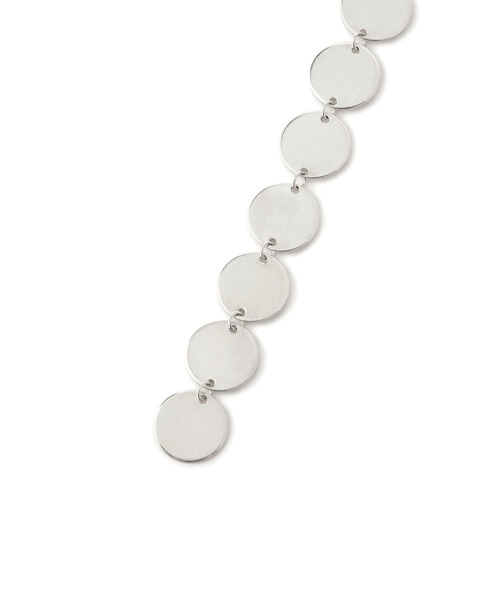 ADAM ET ROPE'(アダムエロペ)の「【SASKIA DIEZ(サスキア ディッツ)】PAILLETTES EARRINGS MULTI LONG(ピアス(両耳用)・レディース・シルバー・F)」の5枚目の写真