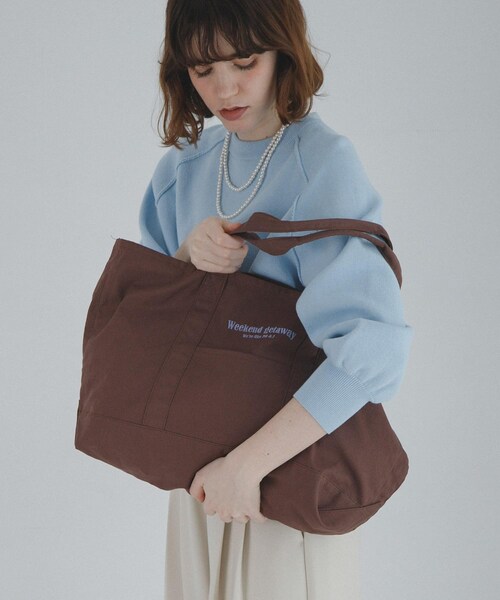 URBAN RESEARCH Sonny Label（アーバンリサーチサニーレーベル）の「WEEKEND GETAWAY TOTEBAG（トートバッグ・レディース・オフ/レッドブラウン/ネイビー・One）」の14枚目の写真