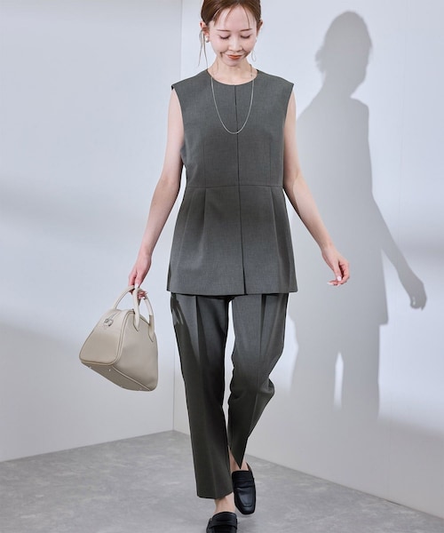 ROPE' PICNIC(ロペピクニック)の「【UV対応】【リネンライク・シリーズ】ペプラムジレベスト/通勤・セットアップ対応(ベスト・レディース・グレー/グレー系/ダークブラウン/ネイビー・38)」の8枚目の写真