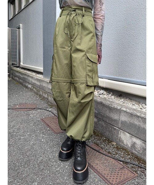 MURUA（ムルーア）の「2WAYリボンベルトカーゴパンツ（カーゴパンツ・レディース・グレー/ブラック/カーキ・1/2）」の16枚目の写真