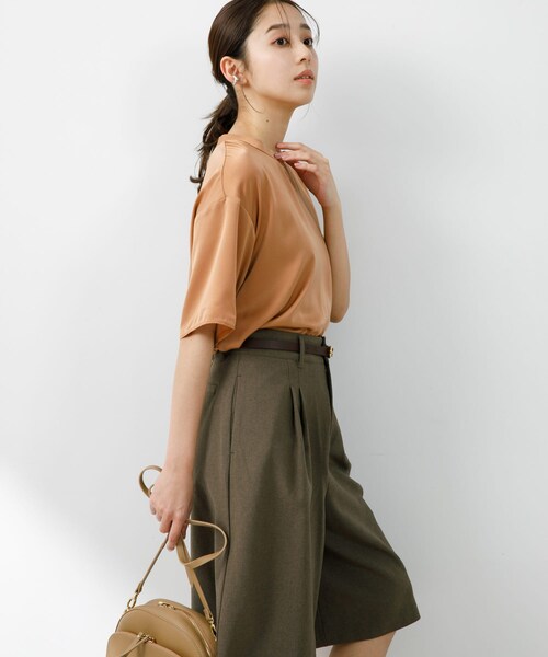 URBAN RESEARCH ROSSO（アーバンリサーチロッソ）の「『UR TECH DRYLUXE』F by ROSSO　タックハーフパンツ（その他パンツ・レディース・BLACK/BEIGE/MOCHA・36/38）」の14枚目の写真