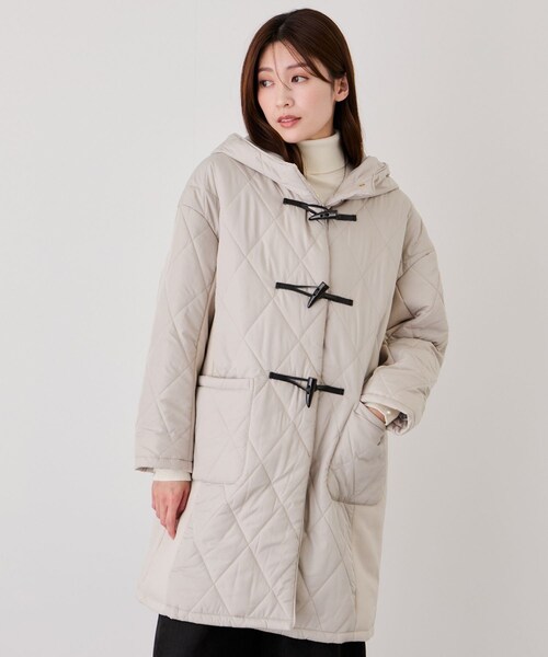 Jayro（ジャイロ）の「中綿キルトダッフルコート（ダッフルコート・レディース・ブラック/オフホワイト/ダークブラウン・M）」の14枚目の写真