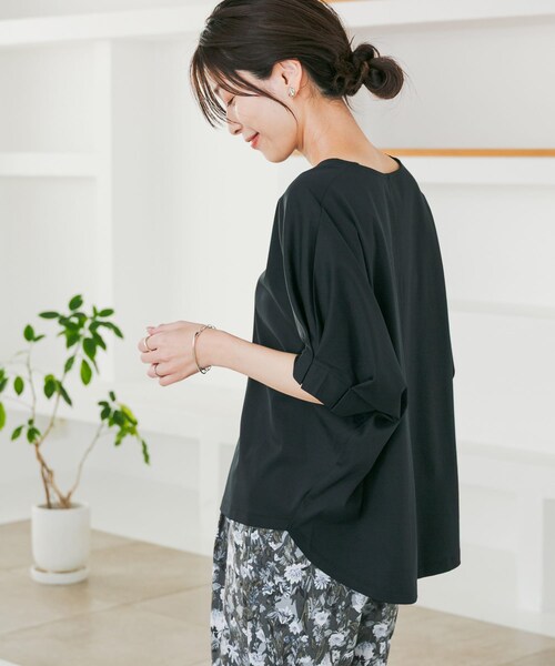 URBAN RESEARCH DOORS（アーバンリサーチドアーズ）の「『仁村紗和さん着用』『UR TECH』サマシェアタックスリーブプルオーバー（Tシャツ/カットソー・レディース・ORANGE/OFF/BLUE/BLACK・M）」の21枚目の写真