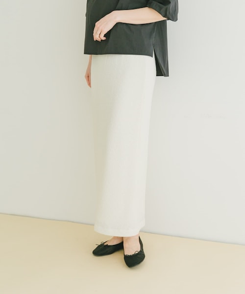 ITEMS URBANRESEARCH(アイテムズ アーバンリサーチ)の「ジャガードタイトロングスカート(スカート・レディース・BRN/OFF/LVD・FREE)」の1枚目の写真