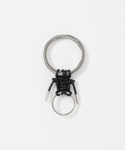 URBAN RESEARCH（アーバンリサーチ）の「ITTI　CRISTY KNOTMAN RING（キーホルダー・メンズ・BLACK/TAUPE・One）」の4枚目の写真