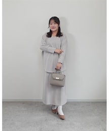 nissen | 9月25日午前11時販売開始【こまちさんコラボ】キレイ見えリップル素材セットアップ(Vネックドルマンスリーブプルオーバー＋ロング丈ナロースカート）(Tシャツ/カットソー)