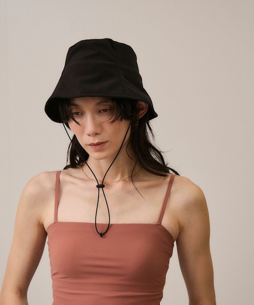 ADAM ET ROPE'（アダムエロペ）の「【Speedo（スピード）】Voyage Pool Hat / ボヤージュプールハット（ハット・レディース・ブラック・F）」の6枚目の写真