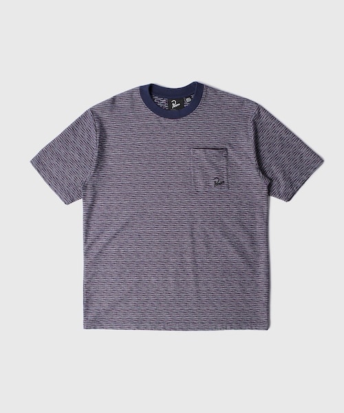 ADAM ET ROPE'(アダムエロペ)の「【by Parra/バイ・パラ】 Crooked stripe t-shirt(Tシャツ/カットソー・メンズ・ネイビー系・L/M/XL)」の1枚目の写真