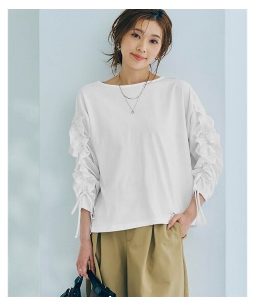 nissen（ニッセン）の「フリルギャザースリーブトップス（Tシャツ/カットソー・レディース・黒/オフホワイト・S/M/L/LL）」の4枚目の写真