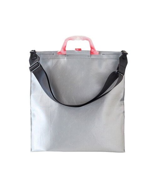 bonjour records(ボンジュールレコーズ)の「FREITAG/フライターグ COOL BAG(トートバッグ・レディース・ブラック/ブラック系/スミクロ/チャコール/グレー/グレー系・F)」の15枚目の写真
