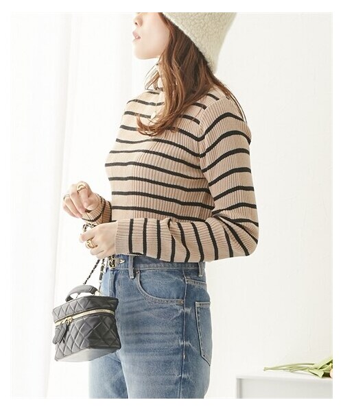 nissen（ニッセン）の「ボーダー　リブタートルネックニット（洗濯機ＯＫ）（ニット/セーター・レディース・オフホワイト系ボーダー/黒系ボーダー/ベージュ系ボーダー・M/L/LL）」の7枚目の写真