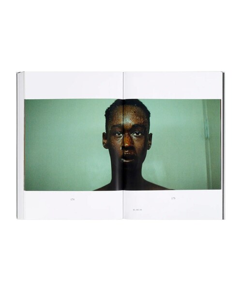 bonjour records(ボンジュールレコーズ)の「【BOOK】Barry Jenkins/バリー・ジェンキンス MOONLIGHT SCREENPLAY BOOK(本・レディース・その他・F)」の10枚目の写真