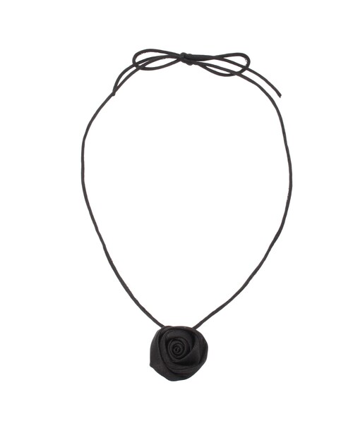 jouetie（ジュエティ）の「ローズリボンチョーカー（ネックレス・レディース・オフホワイト/ブラック/レッド・F）」の4枚目の写真