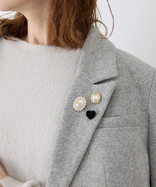 ROPE' PICNIC（ロペピクニック）の「ボタンピンブローチセット（ブローチ/コサージュ・レディース・ゴールド/ゴールド系・F）」の2枚目の写真