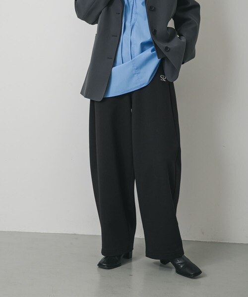 SENSE OF PLACE by URBAN RESEARCH（センスオブプレイスバイアーバンリサーチ）の「ワンポイントシシュウスウェットパンツ（スウェットパンツ・レディース・GRAY/BLACK・S/M）」の10枚目の写真