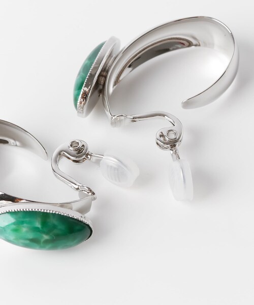 URBAN RESEARCH DOORS(アーバンリサーチドアーズ)の「RLIGHTs ガラスイヤリング∴(イヤリング・レディース・Wht×Gld/Grn×Slv・FREE)」の7枚目の写真