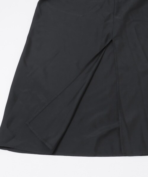 URBAN RESEARCH(アーバンリサーチ)の「『接触冷感』キュプラキャミワンピース(ワンピース・レディース・BLACK/BROWN・36/38)」の12枚目の写真