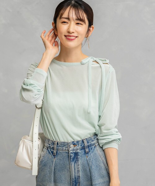 URBAN RESEARCH ROSSO（アーバンリサーチロッソ）の「シアーベロアスリットデザインカットソー（Tシャツ/カットソー・レディース・BLACK/GREIGE/L.MINT・FREE）」の3枚目の写真