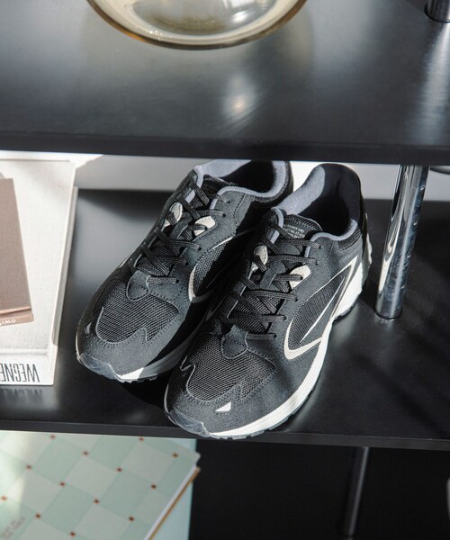 URBAN RESEARCH DOORS(アーバンリサーチドアーズ)の「『別注』MOONSTAR×DOORS STUDEN(スニーカー・レディース・URD BLACK/URD TAUPE・23/23.5/24/24.5/25)」の5枚目の写真
