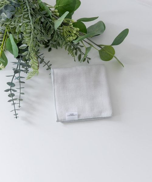 URBAN RESEARCH DOORS（アーバンリサーチドアーズ）の「DOORS LIVING PRODUCTS　ガーゼハンカチ（タオル・メンズ・グレー/ナチュラル/ライトグレー/オフホワイト/ネイビー・-）」の2枚目の写真
