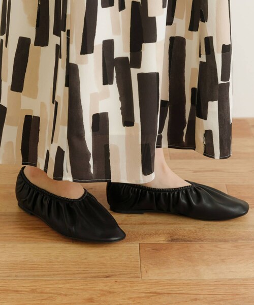 URBAN RESEARCH（アーバンリサーチ）の「MILLIWM　ギャザーバレエシューズ（バレエシューズ・レディース・キャメル/レッド/ブラック・36/37/38）」の7枚目の写真