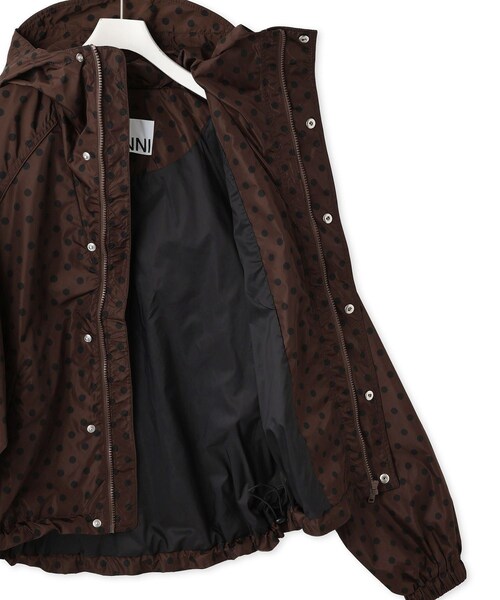 ADAM ET ROPE'（アダムエロペ）の「【GANNI（ガニー）】Printed Flyweight Nylon Jacket（ナイロンジャケット・レディース・ダークブラウン・S）」の8枚目の写真
