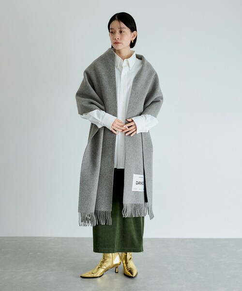 ADAM ET ROPE'(アダムエロペ)の「【MAGNIBERG(マグニバーグ)】BOLD SCARF(マフラー・レディース・グレー/モスグリーン・F)」の17枚目の写真