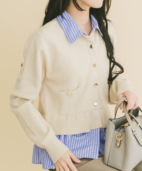 ITEMS URBANRESEARCH（アイテムズ アーバンリサーチ）の「シャツレイヤーニットカーディガン（ニット/セーター・レディース・OFF/NVY/GRY・Free）」の5枚目の写真