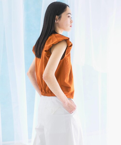 URBAN RESEARCH ROSSO（アーバンリサーチロッソ）の「パフスリーブブラウス（シャツ/ブラウス・レディース・BRICK/OFF WHITE/NAVY・FREE）」の13枚目の写真