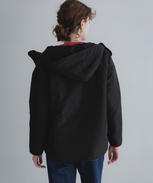 URBAN RESEARCH Sonny Label（アーバンリサーチサニーレーベル）の「リバーシブルボア撥水ショートコート（その他アウター・レディース・アイボリー/ブラック/チャコール・Free）」の17枚目の写真