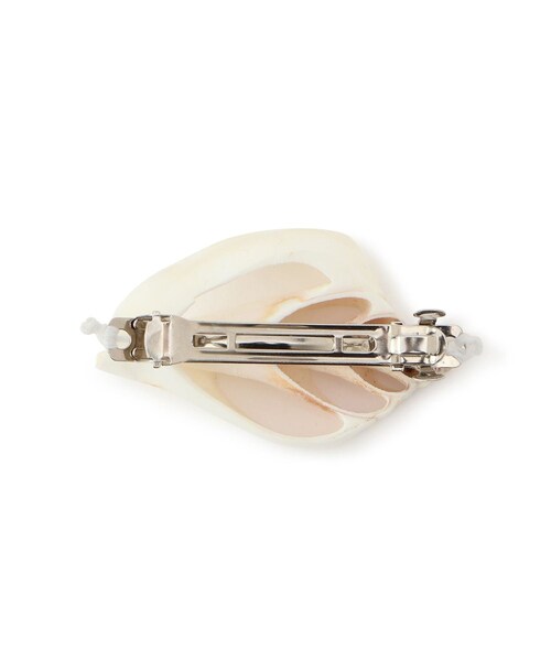 ADAM ET ROPE'(アダムエロペ)の「【J'aDoRe・一部店舗限定】【Raponesa General Store(レポネサジェネラルストア)】SEASHELL HAIRCLIP(バレッタ/ヘアクリップ・レディース・オフホワイト・F)」の16枚目の写真