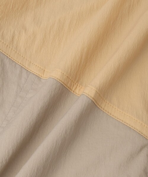 ADAM ET ROPE'（アダムエロペ）の「【撥水】ショルダータックシアーブルゾン（ブルゾン・レディース・ブラック/ベージュ系・F）」の14枚目の写真