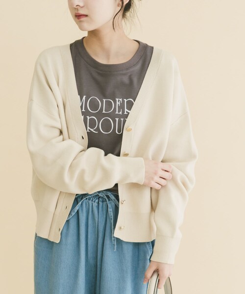 ITEMS URBANRESEARCH（アイテムズ アーバンリサーチ）の「『イージーケア』スウェットライクVネックカーディガン（ニット/セーター・レディース・OFF/MIMOSA/LVD/NVY・Free）」の7枚目の写真