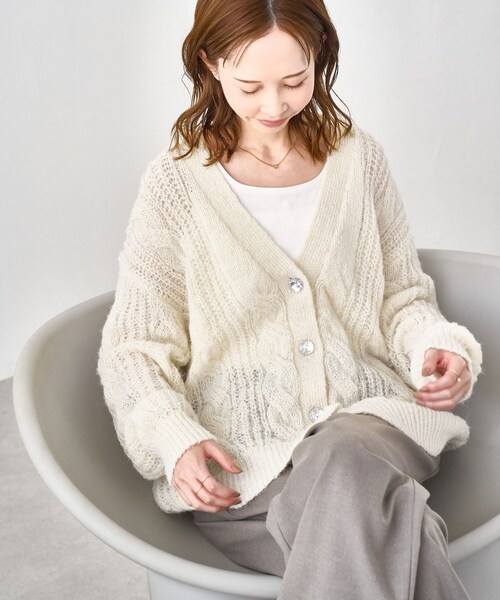 ROPE' PICNIC（ロペピクニック）の「ゆるケーブル編みVネックニットカーディガン（カーディガン/ボレロ・レディース・グレー/キナリ/ブルー系/ラベンダー・F）」の22枚目の写真