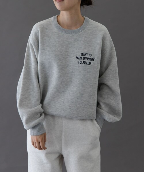 URBAN RESEARCH DOORS(アーバンリサーチドアーズ)の「FORK&SPOON エンブロイダリーロゴニットプルオーバー(ニット/セーター・レディース・NAVY/GRAY・1)」の4枚目の写真