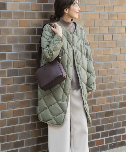 URBAN RESEARCH DOORS（アーバンリサーチドアーズ）の「ライトダウンキルトロングコート（テーラードジャケット・レディース・L.GREGE/KHAKI/NAVY・M）」の14枚目の写真