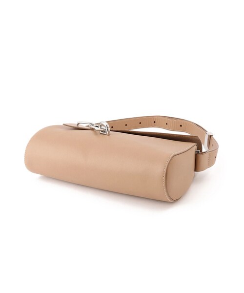 ADAM ET ROPE'（アダムエロペ）の「【TAD FAB（タッド ファブ）】SOFTIE MIDI（ショルダーバッグ・レディース・ブラック/ベージュ・F）」の9枚目の写真