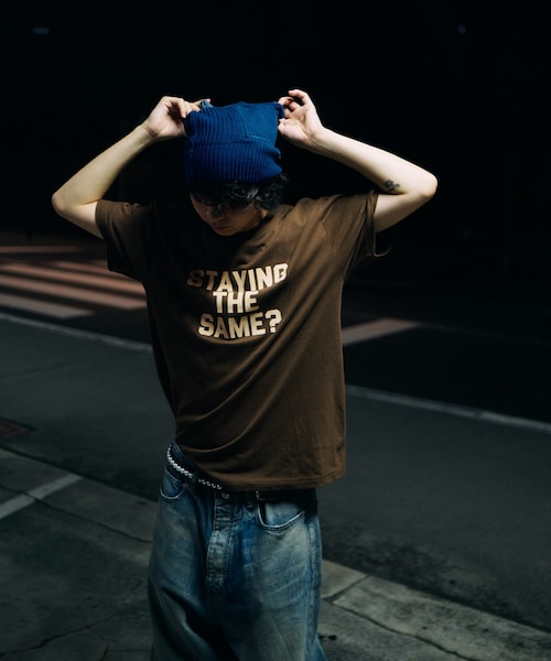 URBAN RESEARCH(アーバンリサーチ)の「Teya Flock Letter T-shirts(Tシャツ/カットソー・レディース・SAX/RED/BROWN・S/L)」の8枚目の写真