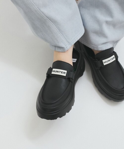 ADAM ET ROPE'(アダムエロペ)の「【HUNTER for ADAM ET ROPE'】別注 LOAFER MULE(レインシューズ・レディース・ブラック/キナリ・23/24/25)」の21枚目の写真