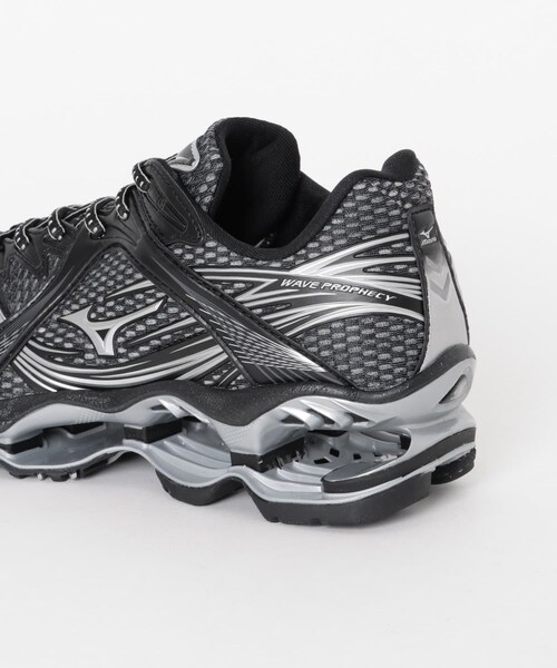 URBAN RESEARCH(アーバンリサーチ)の「Mizuno WAVE PROPHECY 1(スニーカー・メンズ・BLACK・26/26.5/27/27.5/28/28.5/29/29.5/30)」の7枚目の写真