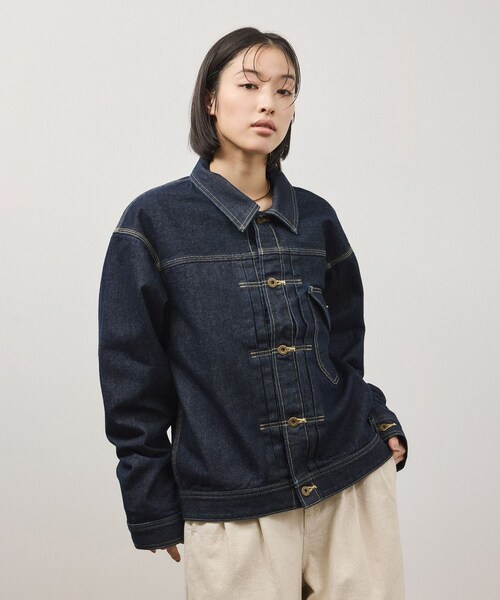 ADAM ET ROPE'(アダムエロペ)の「【Lee for ADAM ET ROPE'】別注 デニムジャケット(デニムジャケット・レディース・ネイビー/ブルー・F)」の15枚目の写真
